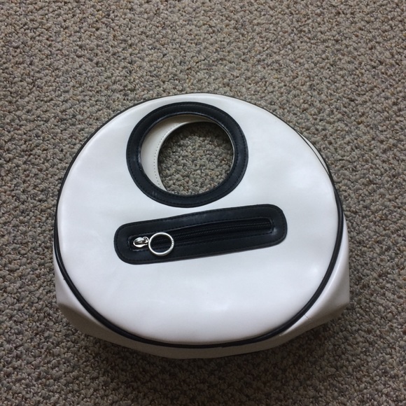 Fossil Purse - Picture 3 of 5